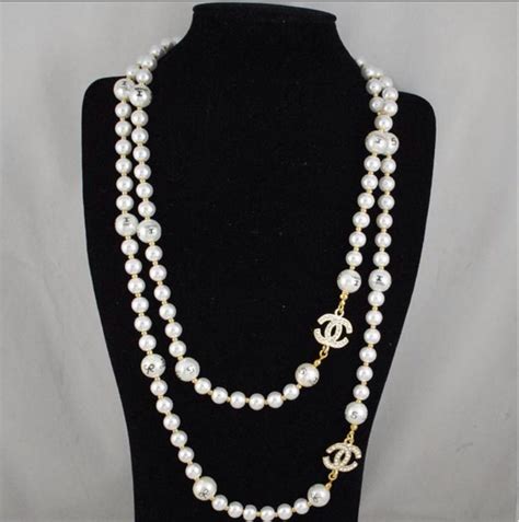 chanel pearl necklace and earrings